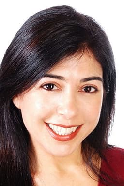 Photo of Rachel Walzer