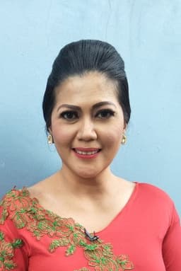 Photo of Helsi Herlinda