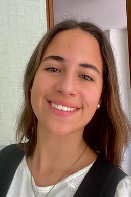 Photo of Isabel Vera