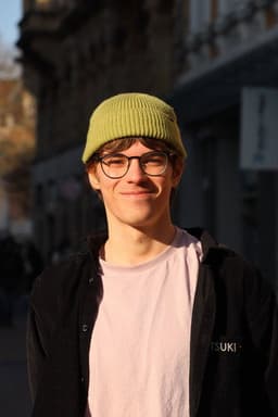Photo of Simon Büttner
