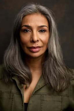 Photo of Shobna Gulati