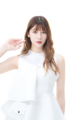 Photo of Angela Mei