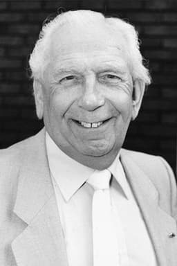 Photo of Arthur English