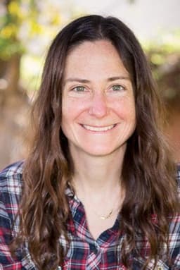 Photo of Nicole Dubuc
