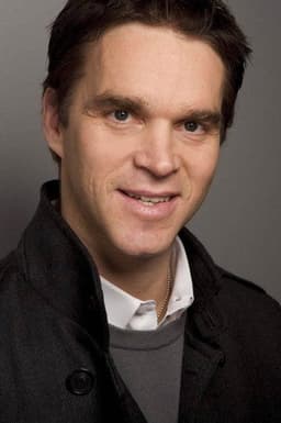 Photo of Luc Robitaille