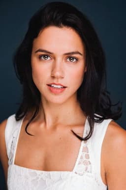Photo of Nina Kiri