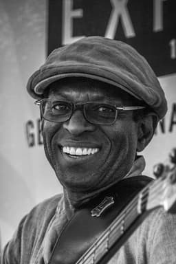 Photo of Willie Weeks