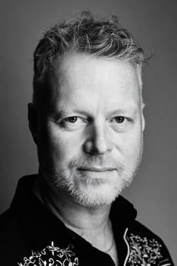 Photo of Tal Bachman