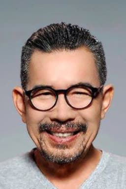 Photo of Charat Fuengarom