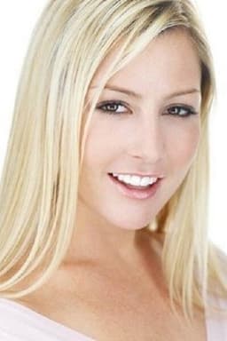 Photo of Lindsey Axelsson