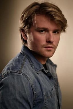 Photo of Lucas Harmon