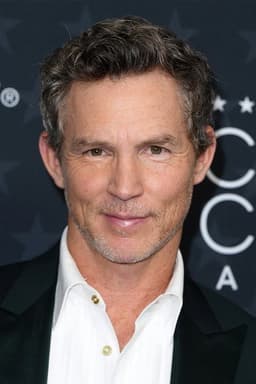 Photo of Shawn Hatosy