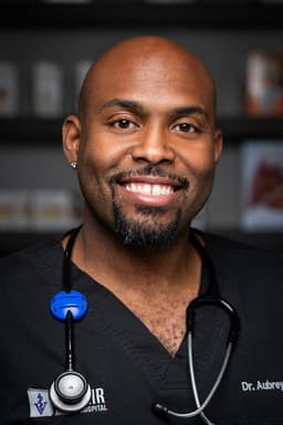 Photo of Aubrey Ross