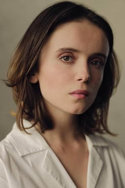 Photo of Lara Robinson