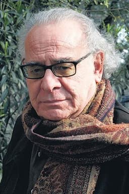 Photo of Hugo Santiago