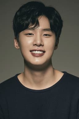 Photo of Kim Dong-hee