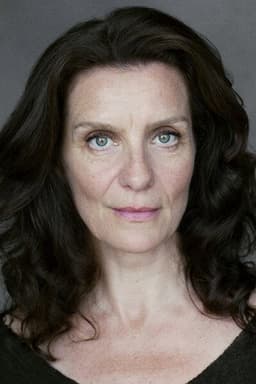 Photo of Vivien Parry