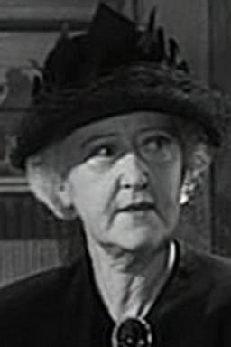 Photo of Lydia Bilbrook