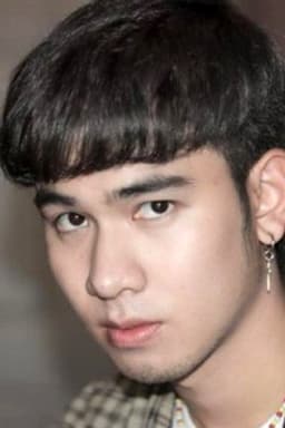 Photo of Saharat Homsaeng
