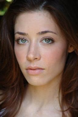 Photo of Alissa Dean