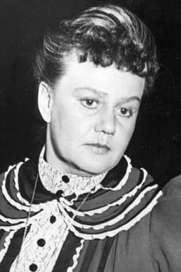 Photo of Steffie Spira