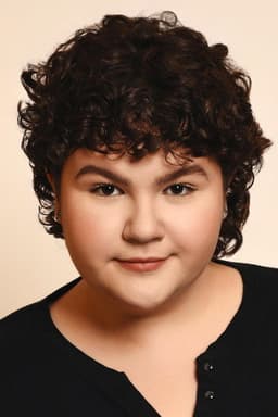 Photo of Mia Kaplan