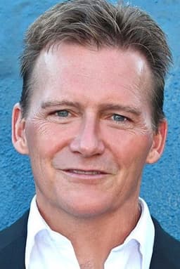 Photo of Wade Everett
