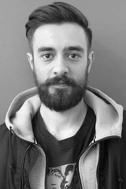 Photo of Kyle Simmons