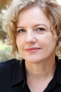 Photo of Eve Gordon