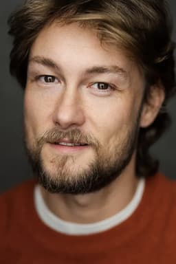 Photo of Lukas Edgar