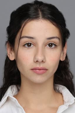 Photo of Helena Zumel