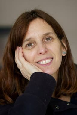 Photo of Paula Arioni
