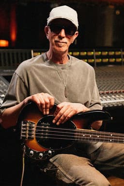 Photo of Pino Palladino
