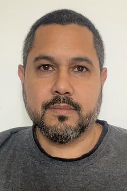 Photo of Cadu Tavares
