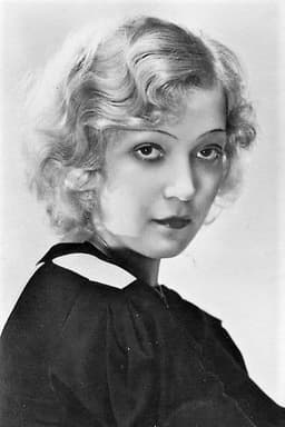 Photo of Mártha Eggerth
