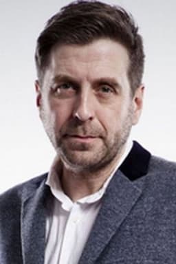 Photo of Mark Chapman