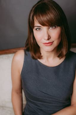 Photo of Lauren K. Robek