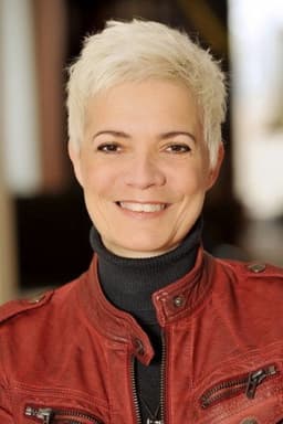 Photo of Marion Dimali
