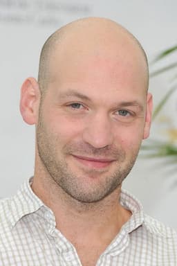 Photo of Corey Stoll
