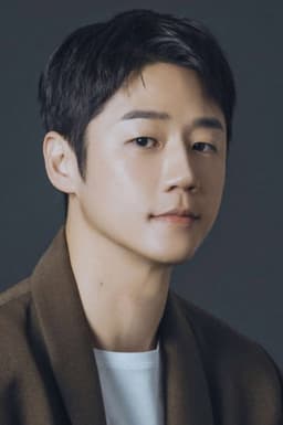 Photo of Jung Jun-won