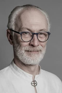 Photo of Raul Talmar
