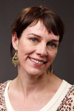 Photo of Dana Heinz Perry