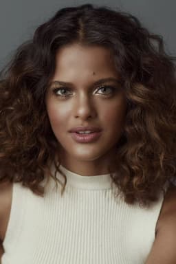 Photo of Thainá Duarte