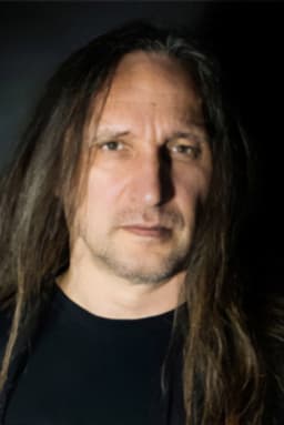 Photo of Lee Altus