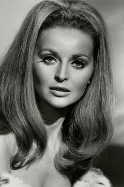 Photo of Samantha Jones