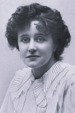 Photo of Eva Moore