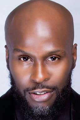 Photo of Ikechukwu Onunaku