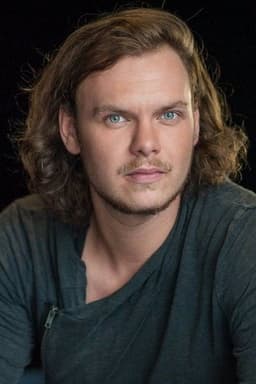 Photo of Philip Wiegratz