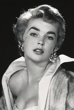 Photo of Dawn Addams