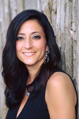 Photo of Shari DeBenedetti